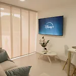 2 cuartos AC y piscina