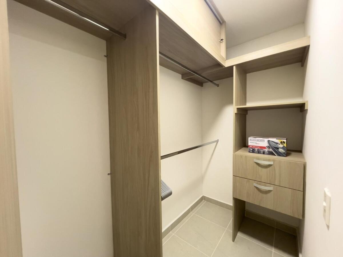 2 Cuartos Ac Y Piscina *