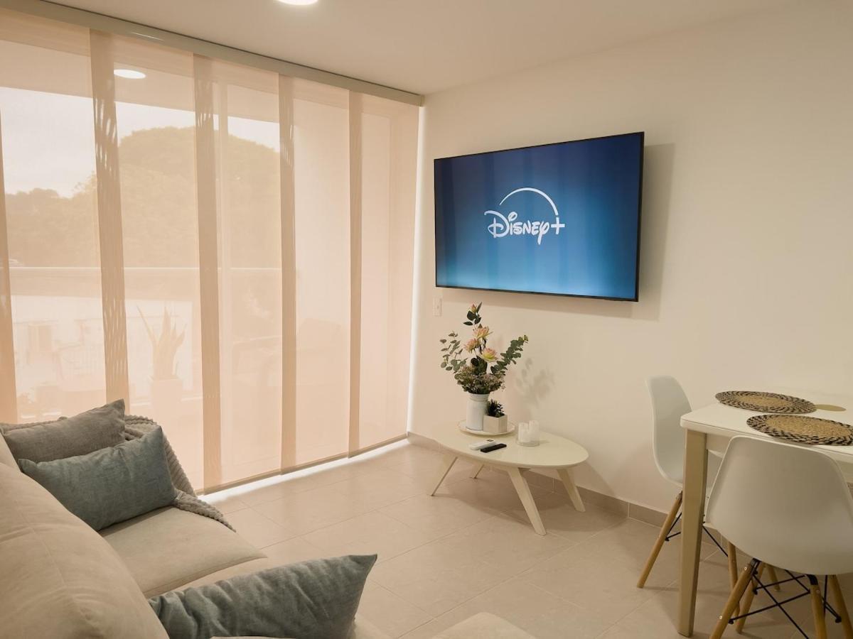 2 Cuartos Ac Y Piscina