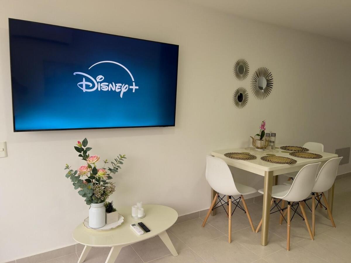 Apartamento 2 Cuartos Ac Y Piscina *