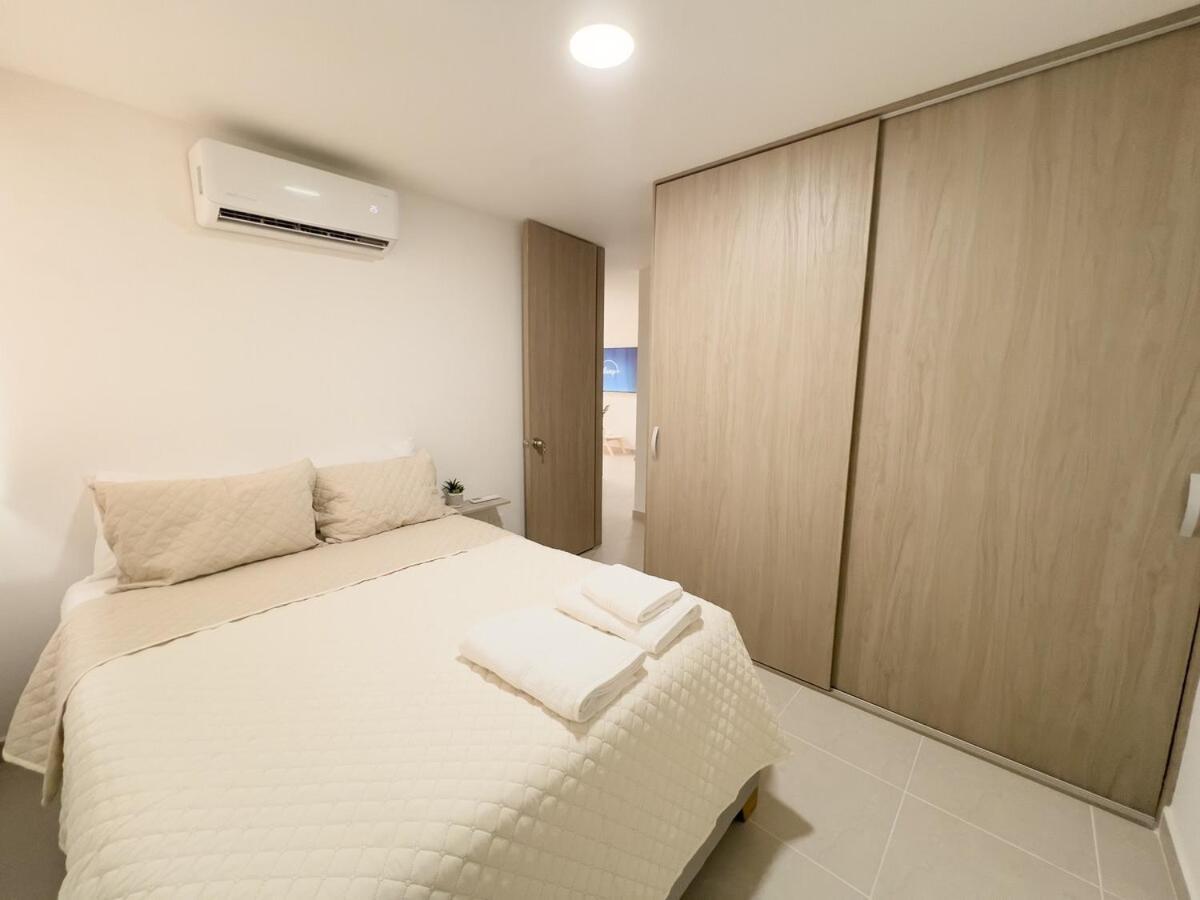 2 Cuartos Ac Y Piscina *